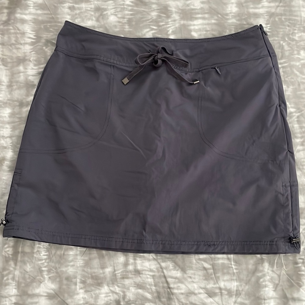 GreenTea Gray Skort